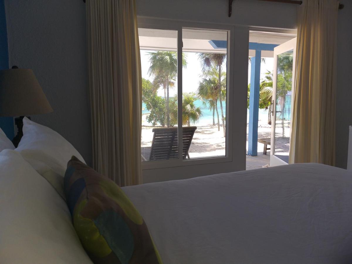 Pelican Beach Hotel Whitby Εξωτερικό φωτογραφία